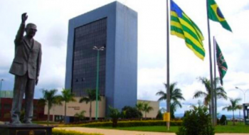 Vereadores aprovam projeto que obriga Prefeitura a enviar cópias de todas as licitações à Comissão de Finanças